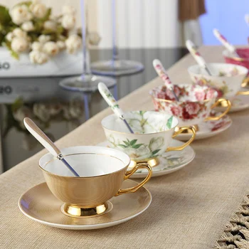 Avrupa kahve fincanı takım elbise kemik çini yaratıcı zarif Amerikan çay bardağı çiçek çayı kırmızı fincan kupalar kahve fincanı CL10122128 Kahve Kupaları