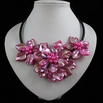 Eşsiz Inciler mücevher Mağazası, Pembe Renk Kabuk Gerçek Tatlısu Inci Siyah Halat Deri Kolye El Yapımı Çiçek Takı