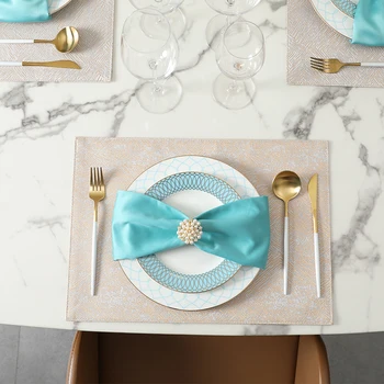 Hatları dekoratif yumuşak deri masa Mat ısı direnci aile mutfak otel olay yemek restoran parti haki mavi renk