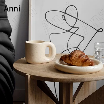 Yaratıcılık Benekli Dekoratif Kupalar İskandinav Modern Seramik Süt Kahve Fincanı Tepsi ile Ofis Masaüstü İçme Bardağı Ev Dekorasyon